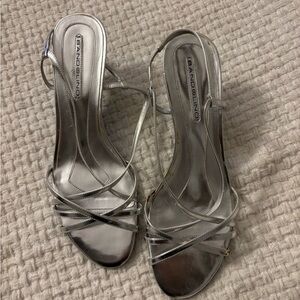 Bandolino Women's Metallic Silver Heels